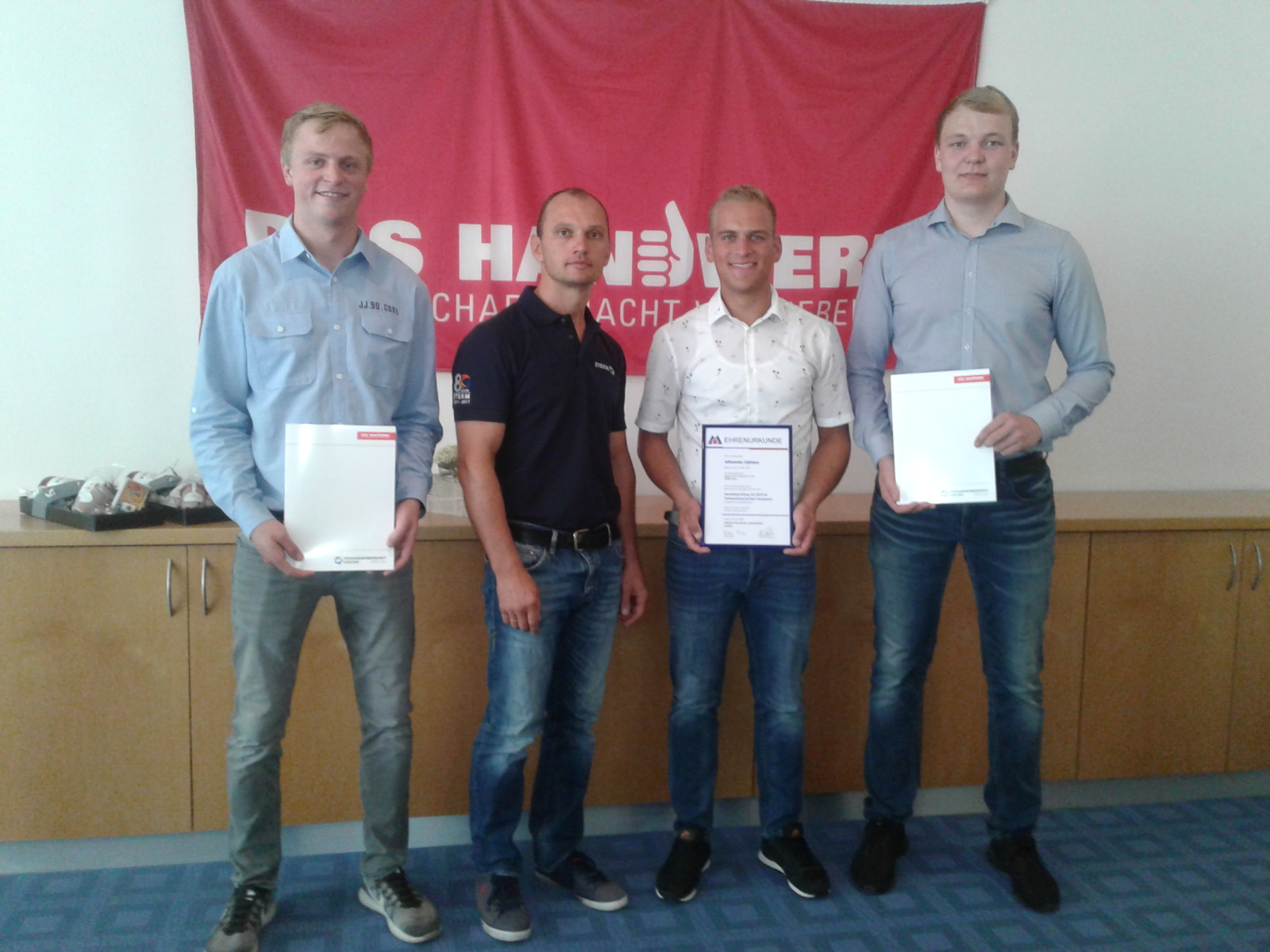 tl_files/Bilder/News/2019/Feinerkmechaniker Pruefung.jpg